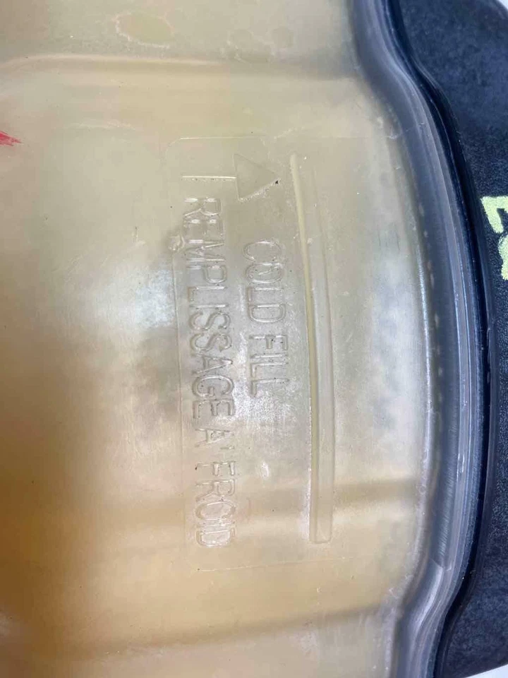 Chevrolet Equinox 2013 radiador tanque de refrigerante depósito OEM Foto 3 de 4