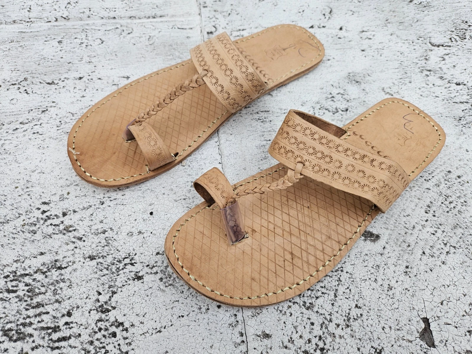 Handcrafted Men Sandal Tan Genuine Leather Flat Kolapori Juti Size 8.5 US