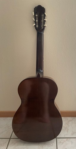 MUSIMA Klassikgitarre mit Ständer und Saiten neu - Bild 2 von 4