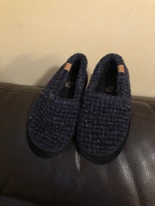 acorn boys slippers