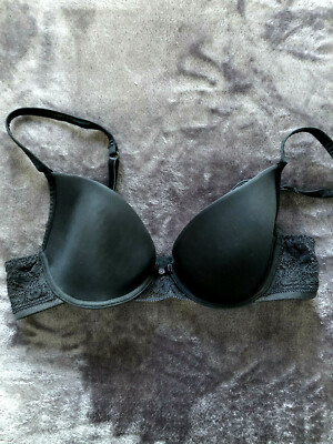 Marks and Spencers (UK) Padded Underwire BRA 32B Black