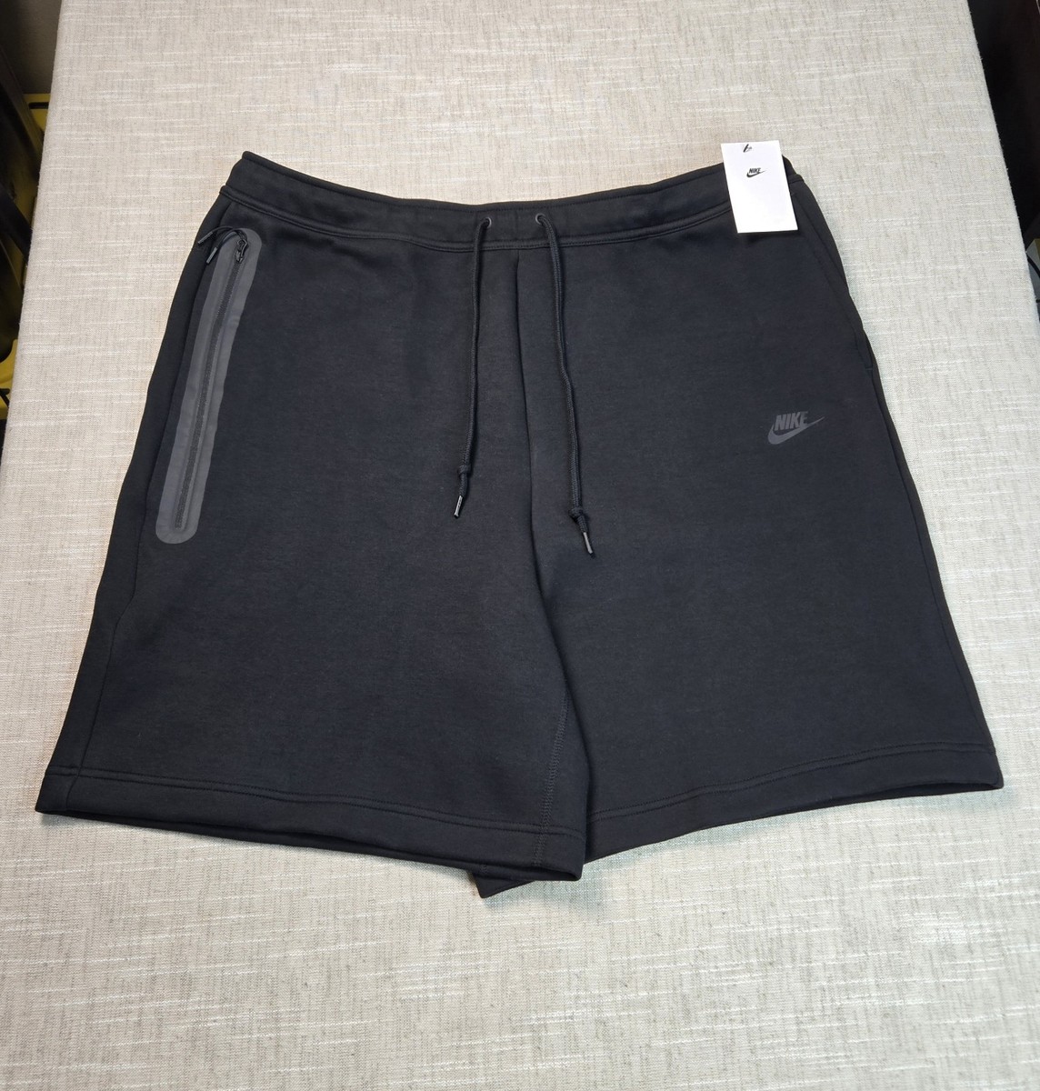 NIKE Tech Fleece Shorts 3XL Tall Mens Black Logo Zip Pocket Above