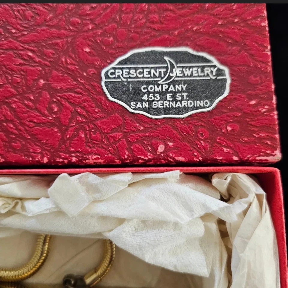 Cartera compacta vintage de madreperla de los años 50 y caja joyería media luna Foto 4 de 4