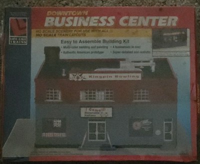 Life-Like Trains Downtown Business Center City Building Kit HO Scale #1373 - NOS