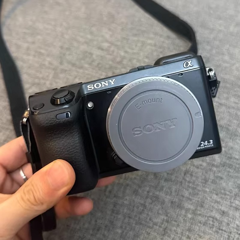 Sony Alpha NEX-7 24.3MP Digital Camera - Black (Body Only) w