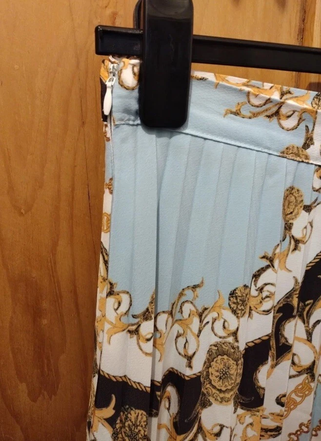 WOMEN'S BLUE CHAIN PRINT SKIRT SIZE 12 MIDI F&F PLEATED SUMMER HOLIDAY - Image 3 of 4