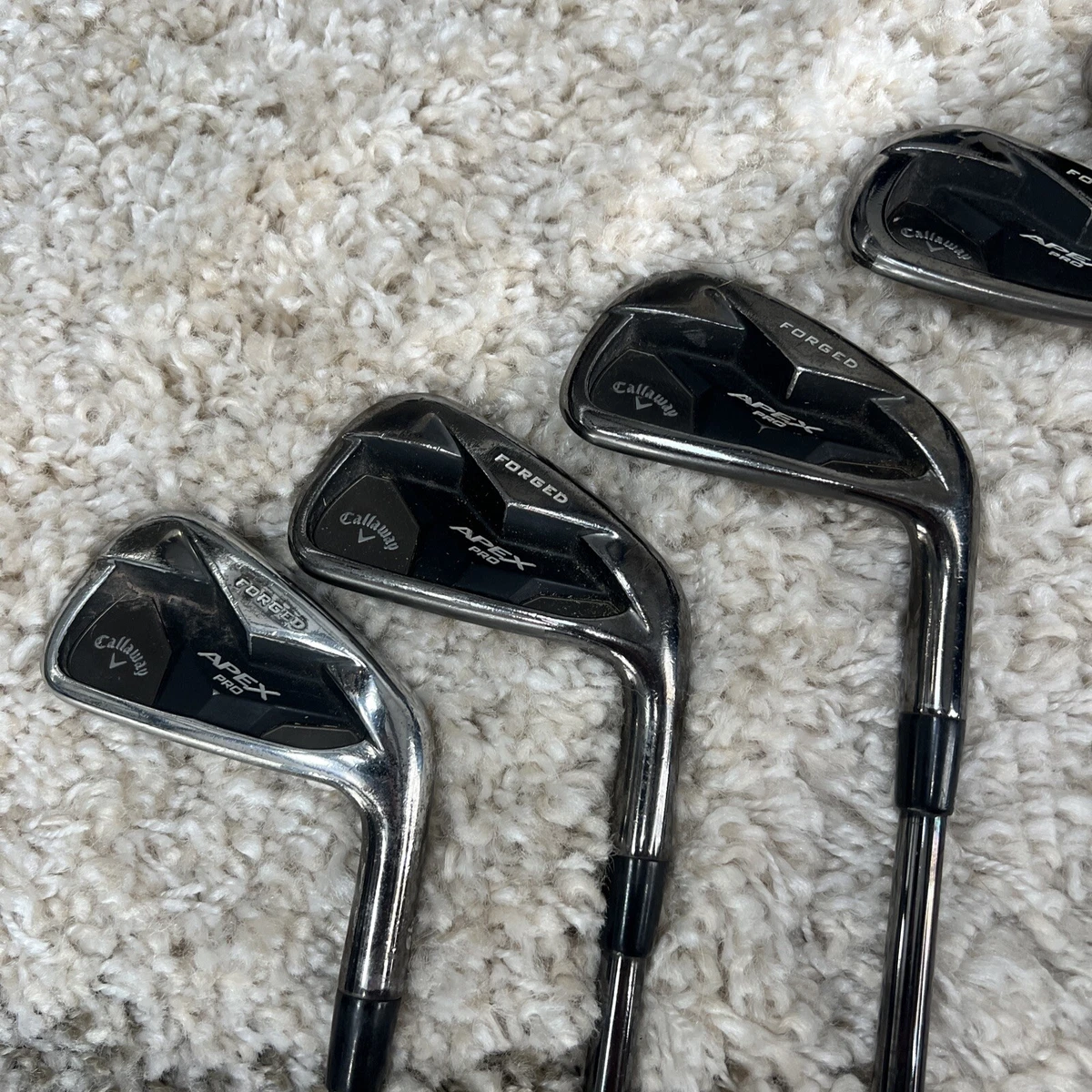 Callaway '19 Apex Pro Smoke Forged 5-PW, AW Right Handed X-Stiff Callaway '19 Apex Pro Smoke Forged 5-PW, AW Right Handed X-Stiff