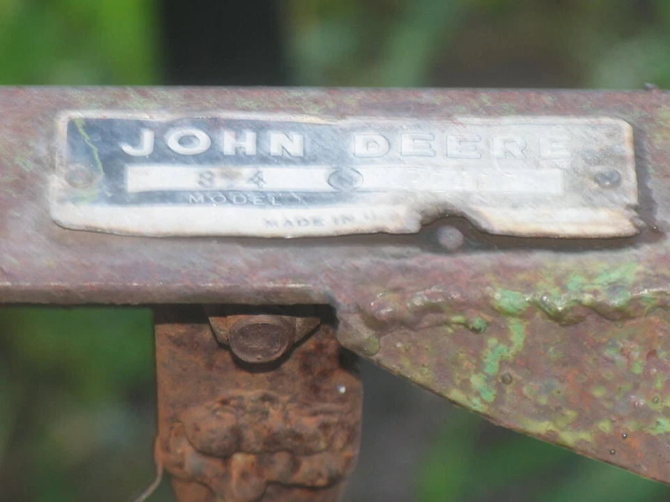 John Deere 894 TIPO TIRÓN RASTRILLO HENO ACCIONAMIENTO POR TIERRA 5 Bar ENTREGA LATERAL Foto 3 de 3