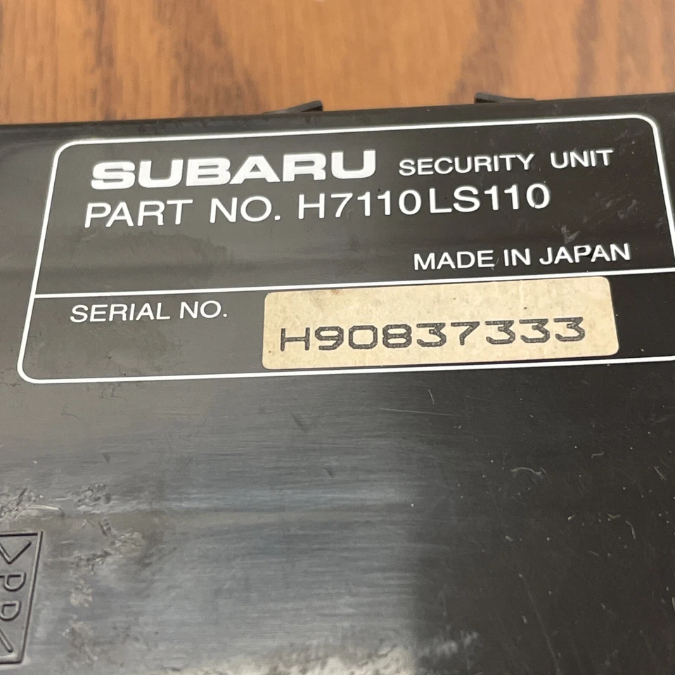 Subaru Outback Legacy 2000 2004 módulo de seguridad contra robo H7110LS110 envío rápido Foto 3 de 4