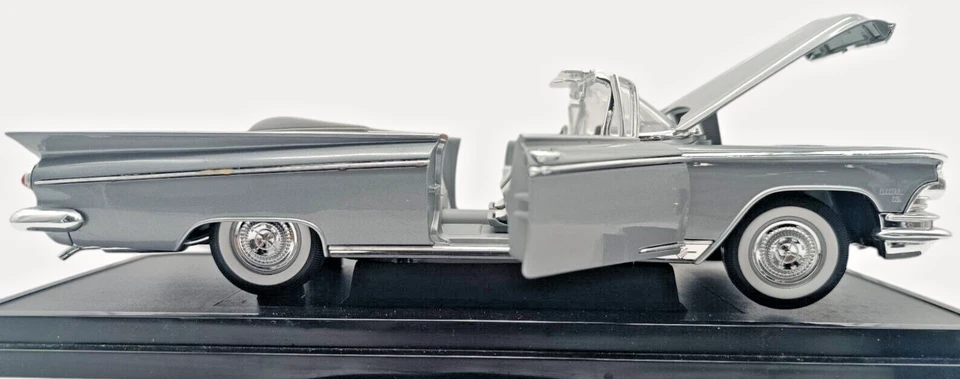 1959 Buick Electra 225 1/18 scale Gray Diecast Deluxe by Yat Ming Road Signature - Image 2 of 4