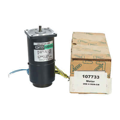 Oriental Motor 2RK6RGN-CM Reversible Motor New NFP