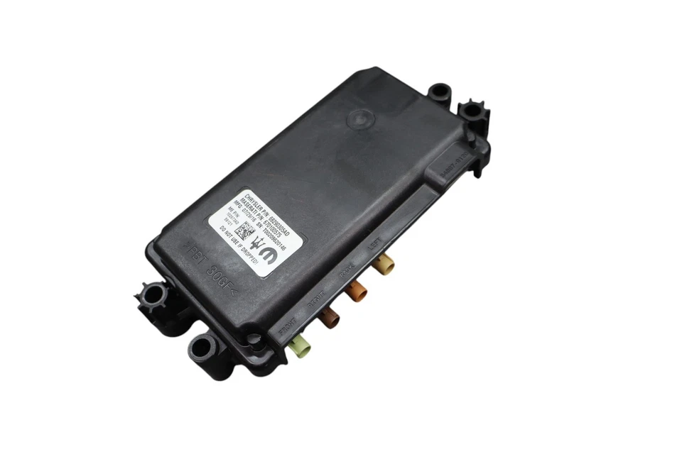 Unidad de módulo de control de cámara de visión envolvente Maserati Quattroporte 14-20 OEM Foto 4 de 4