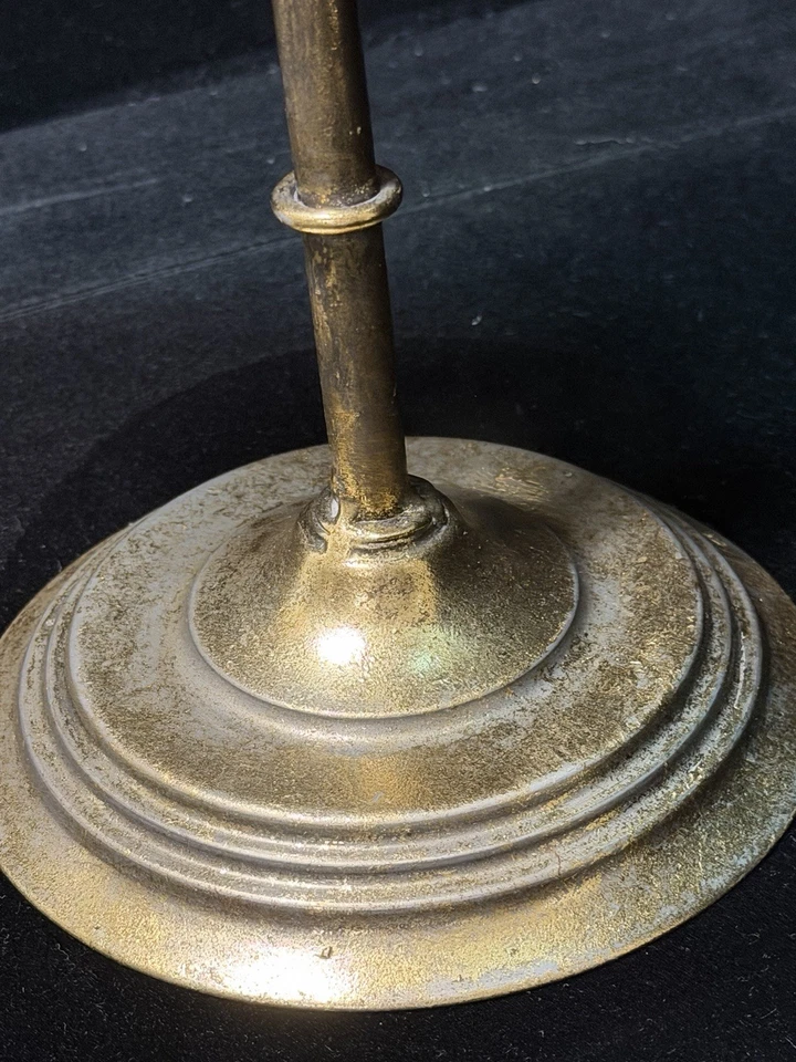 VTG 1980’s Small Charming Brass And Glass Palm Tree Accent Table - Image 4 of 4