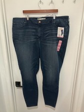 Signature by Levi Strauss Gold Women's High Rise Super Skinny Jeans, Blue, 28 Lo