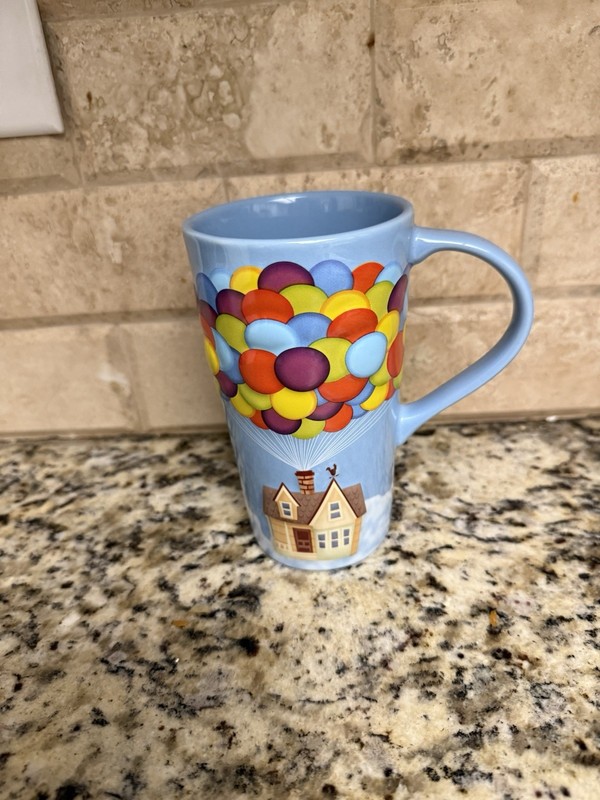 DISNEY  STORE 16 OZ PIXAR UP RUSSELL MUG