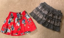EUC Lot of 2 Girls Abercrombie Red Floral/Grey Ruffle Short Skirts Sz M