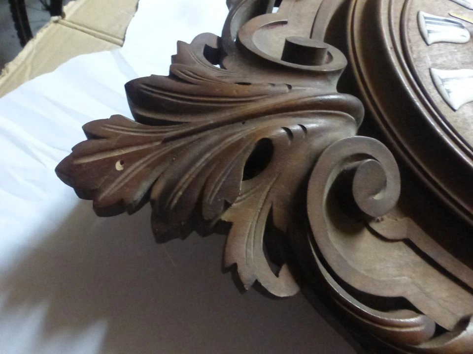 ancienne Pendule murale en bois forêt noire chiffre cartouche à réviser - Photo 4/4