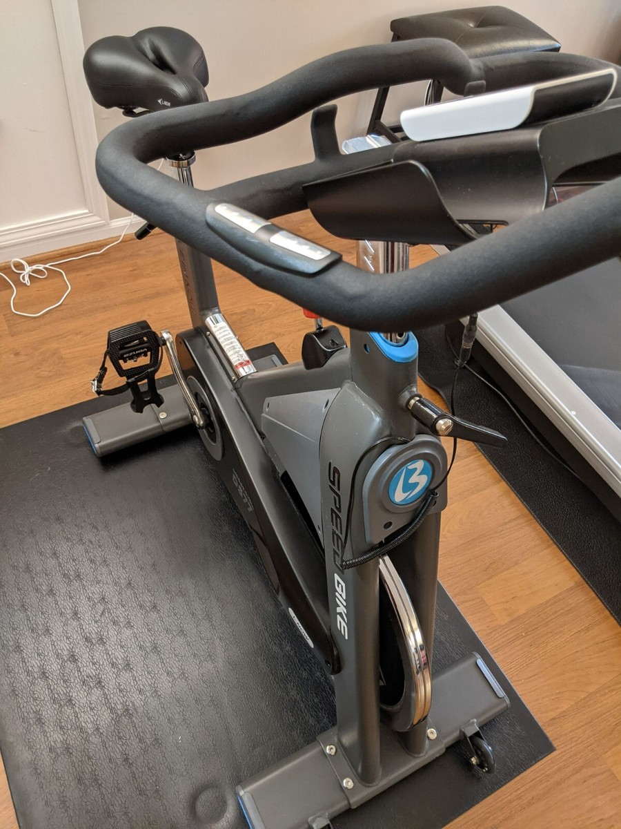 L NOW LD577 Indoor Cycling Exercise Stationary Bike - Bonus Pedals
