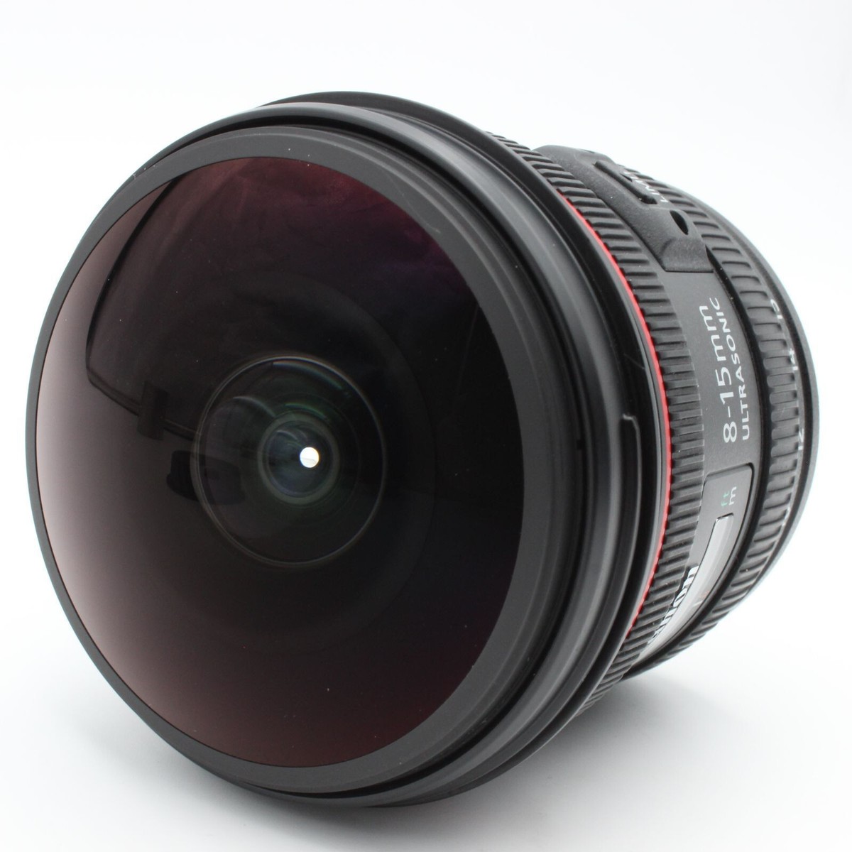 Near Mint CANON EF 8-15mm F/4 L USM Fisheye Ultra-Wide Zoom Lens