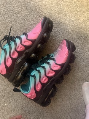 Nike Air Vapormax Plus Pink Teal Colorblock women s size 8  Running Sneakers