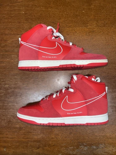 Size 12 - Nike Dunk SE High First Use Pack - University Red