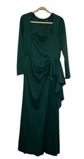 NWT Xscape Square Neck Side Ruffle Gown In Hunter Green Size 14