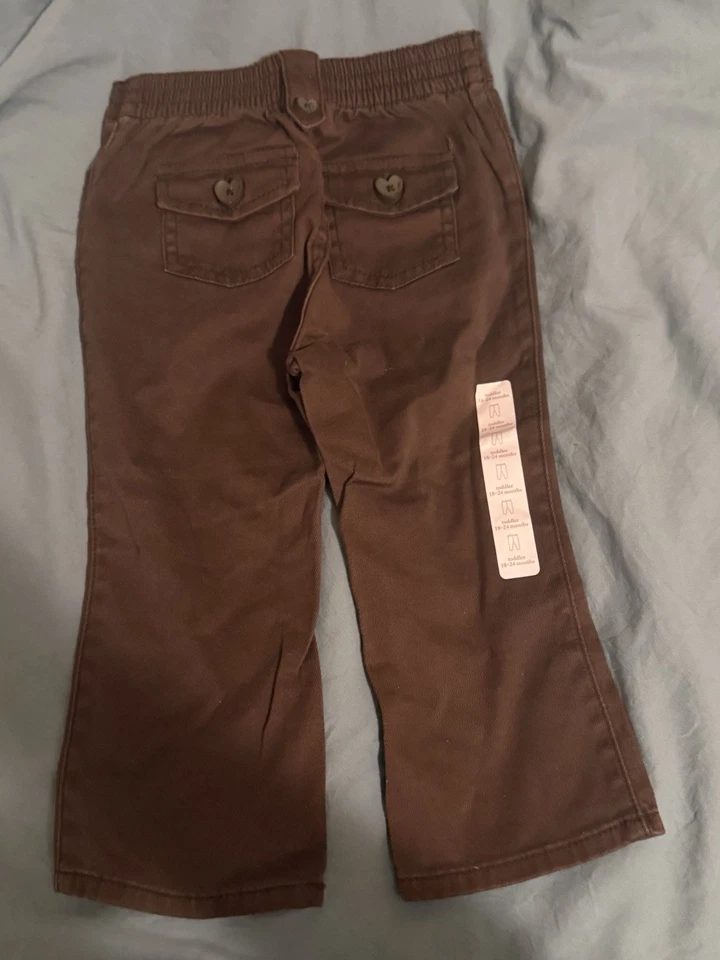 NWT BabyGap Little Girls Brown Vintage Heart Button Bootcut Pants; Size 18-24 M - Image 2 of 4