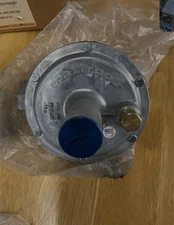 (FACTORY SEALED) Maxitrol 325-5A 10 psig Gas Regulator