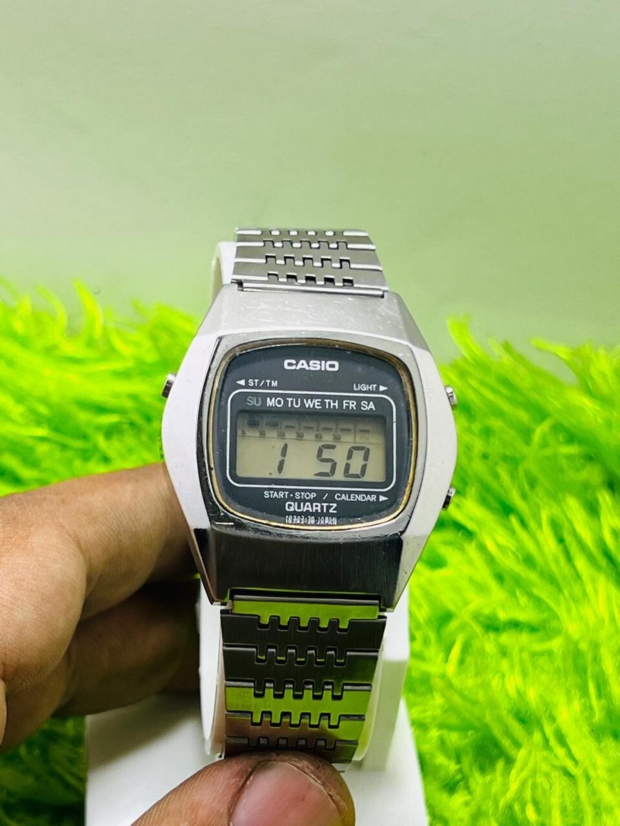 Vintage 1977 Casio 21QS-10 Stainless Steel OG Bracelet Digotal