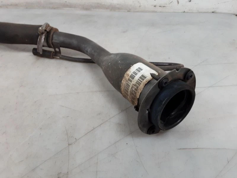 Cuello de llenado de combustible tanque de gasolina Jeep TJ Wrangler 52100495AH 2003 2004 2005 2006 90438 Foto 2 de 4