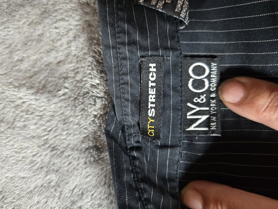 Blusa Top New York And Company Para Mujer Negra Rayas con Botones Talla XL Foto 4 de 4