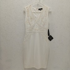 Lulus dress sleeveless white v-neck bodycon above knee womens M