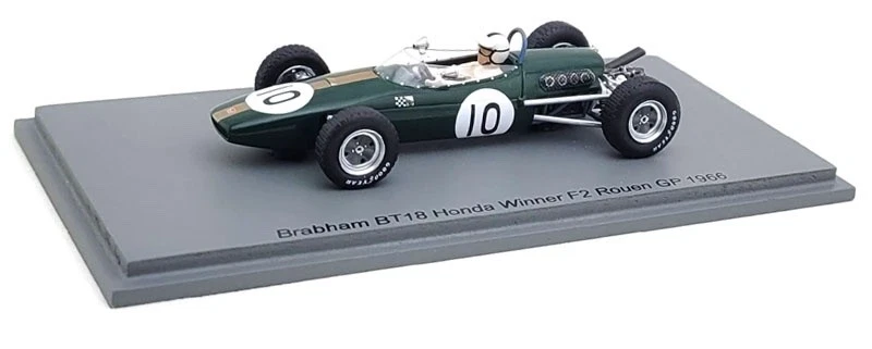 Spark F2001 Brabham BT18 BRD 1st GP de Rouen F2 1966 - Denny Hulme 1/43 Scale - Image 3 of 4