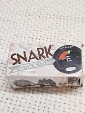 brand new Snark Tuner Clip Type Chromatic Tuner For Guitar, Bass, And Ukulele