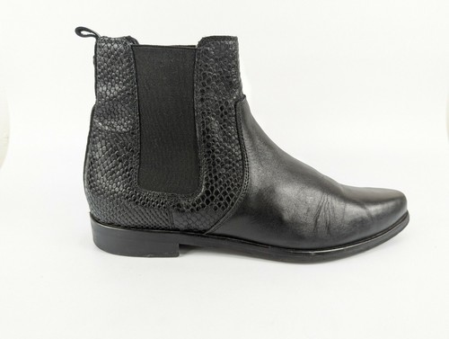 Kurt Geiger Black Leather Chelsea Boots 