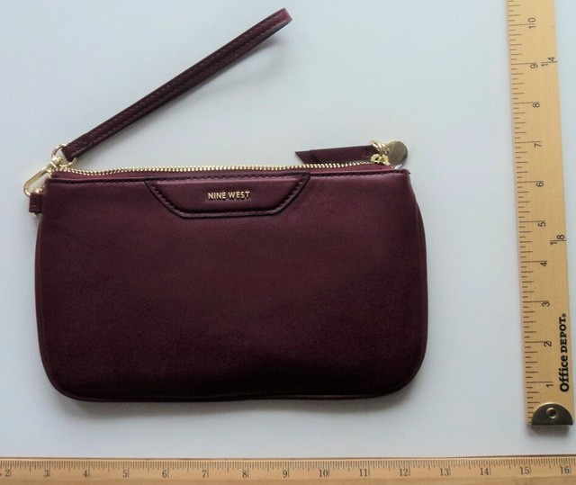 levi's royce short sleeve collar blouse