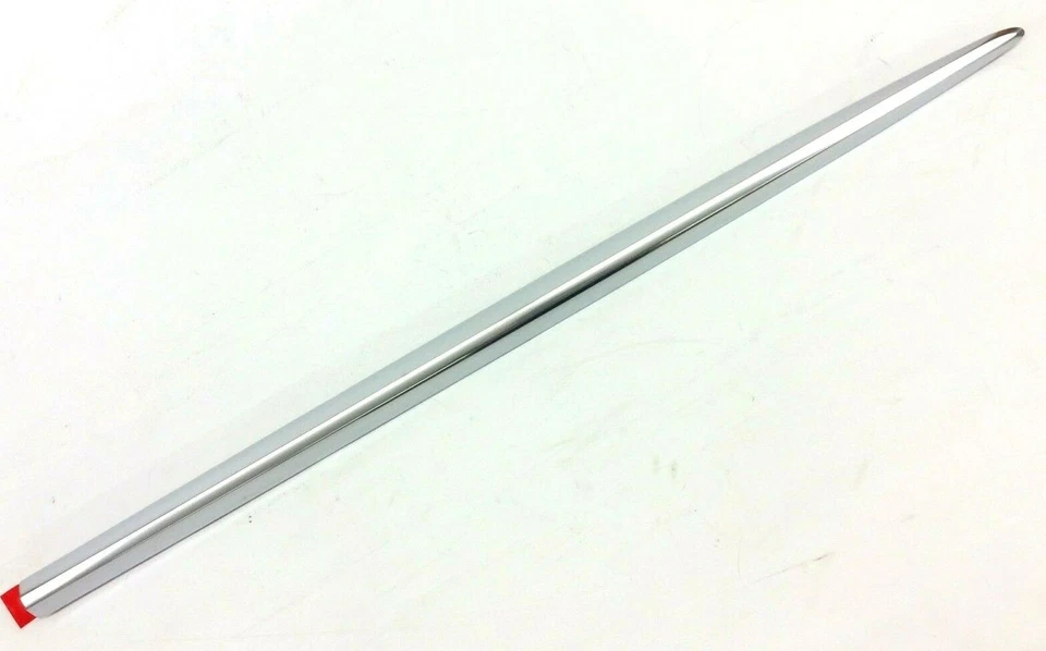 Cadillac XTS 2013-2019 moldura de puerta plateada lado del conductor delantero OEM 22760477 Foto 3 de 4