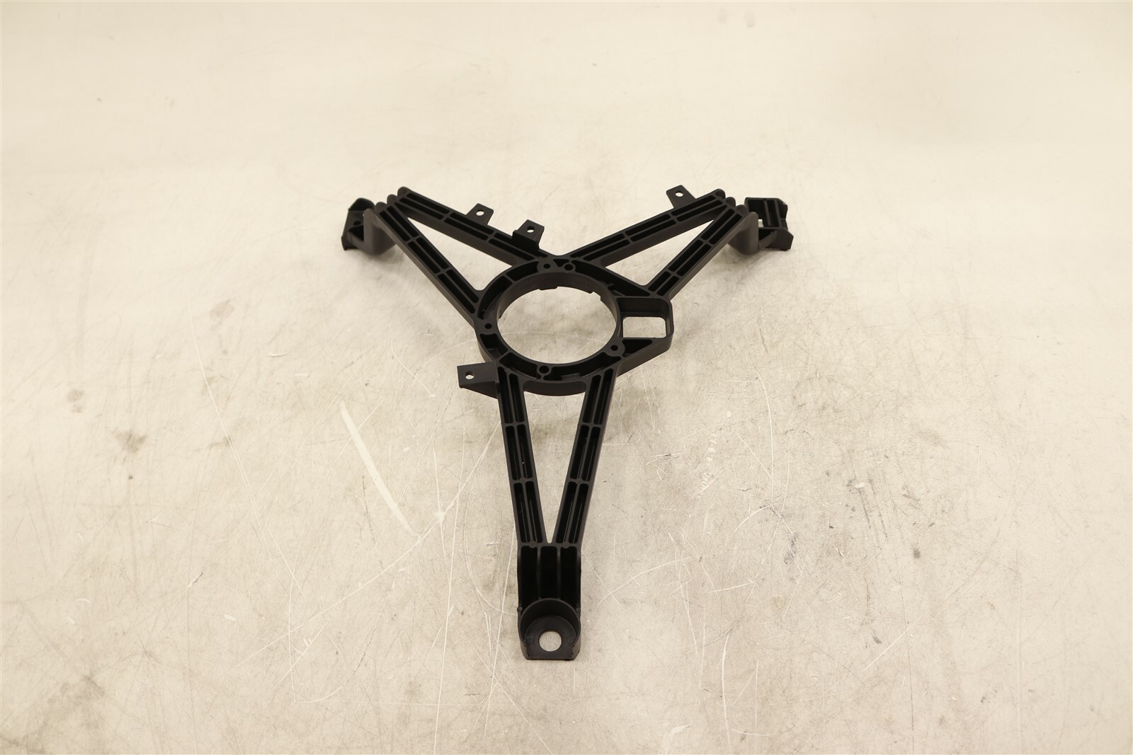 NEW ACDelco Engine Cooling Fan Shroud RH 22137624 Venture 