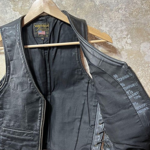 Vanson Punching Leather Jacket Vest Color Black Studs Star Size US36 Used - Picture 12 of 12