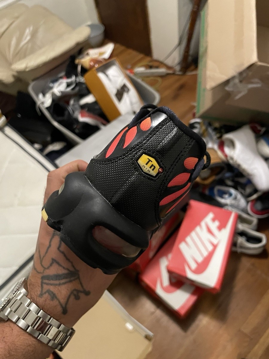 Nike Air Max Plus Men's Black/Orange/Yellow Low Top Lace-Up Sneaker Rubber — product photo 5 of 5