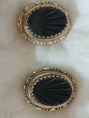 Whiting Davis Vintage Gold Tone Reverse Carve Intaglio Black Glass Earrings