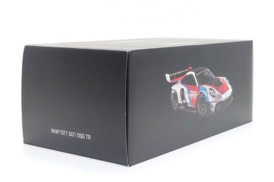 Spark 1:18 Porsche 911 GT3 R (992) Rennsport #911 (Dealer Edition