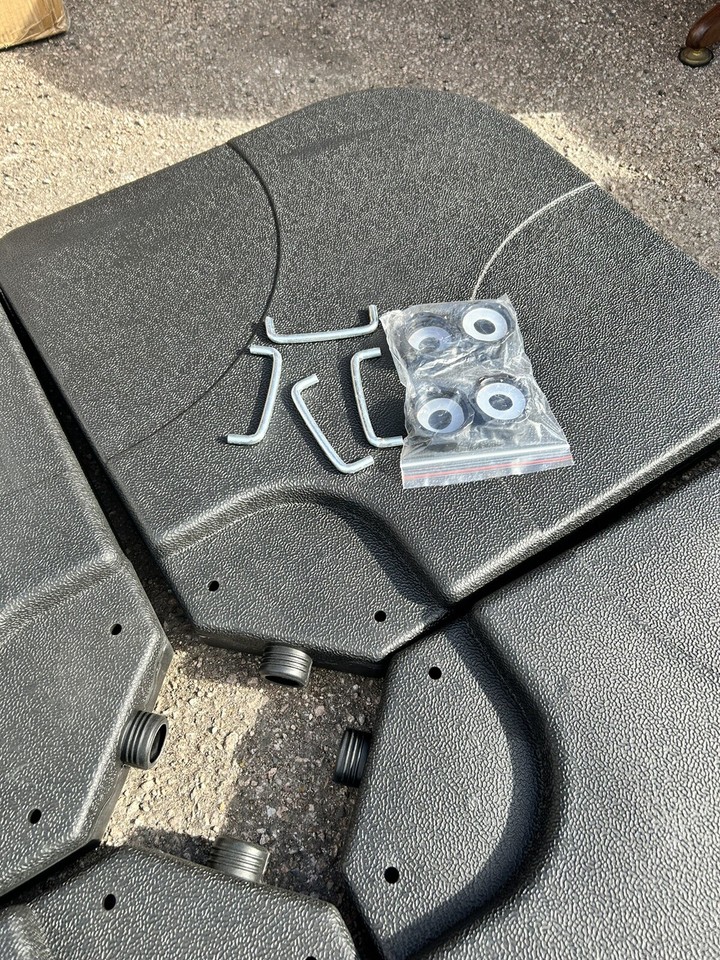 4pc Garden Parasol base Cantilever Parasol Stand Square Base Heavy Duty