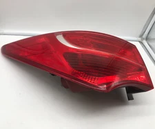 2013-2016 Hyundai Santa Fe Driver Tail Light Taillight OEM B01B41034