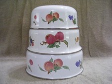 ENAMELWARE STACKING SERVING/MIXING BOWLS - SET OF 3