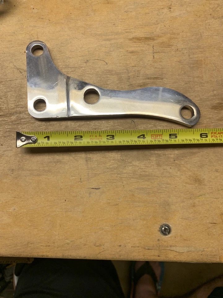 Soporte alternador RPC 9317; cromo para Chevy 305-350 SBC 1976-1986 Foto 4 de 4