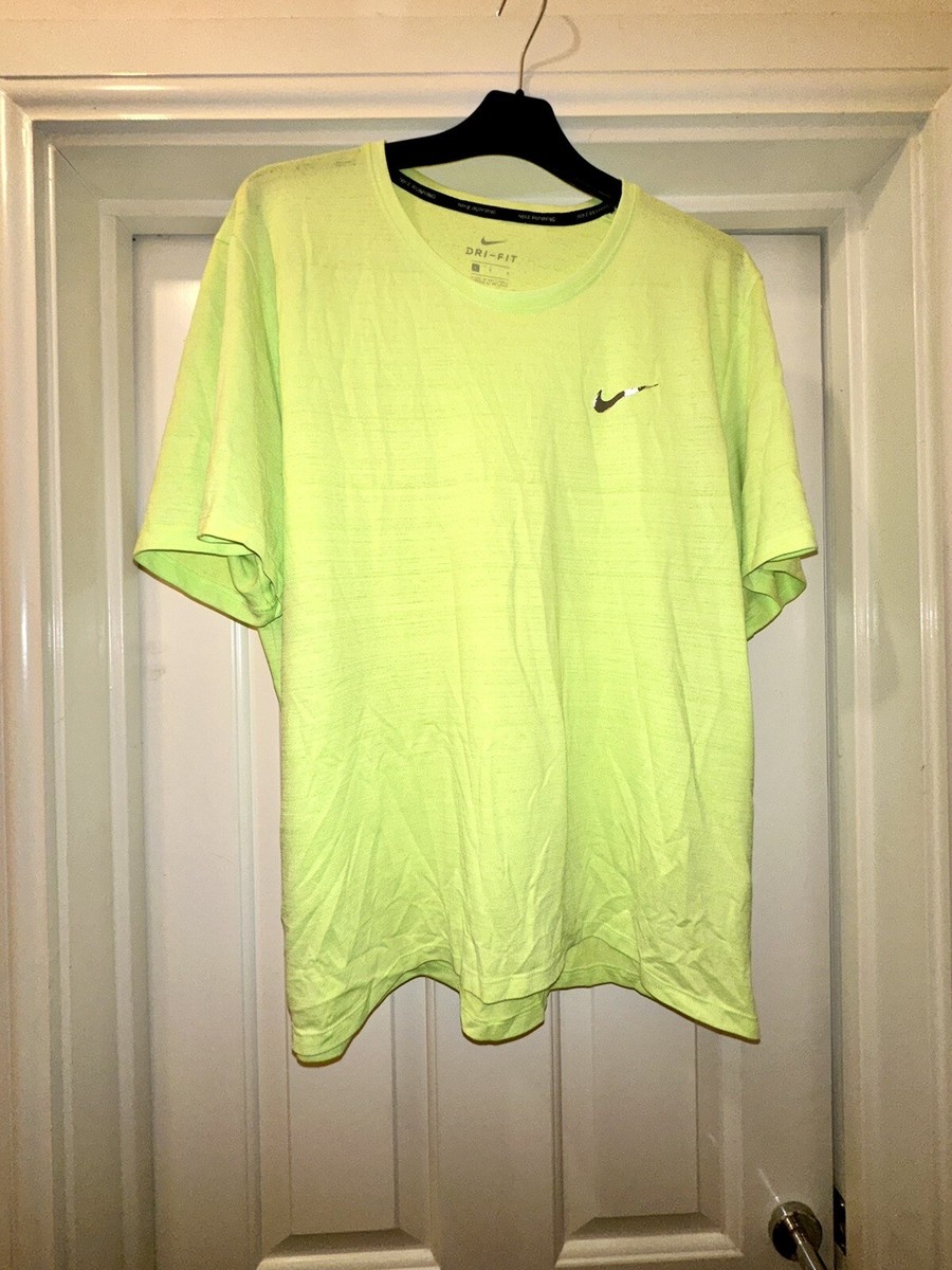 lime green t shirt nike