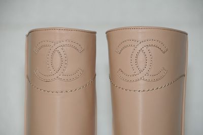 NEW CHANEL Ascot Light Beige Clair Leather Riding Flat BOOTS Big