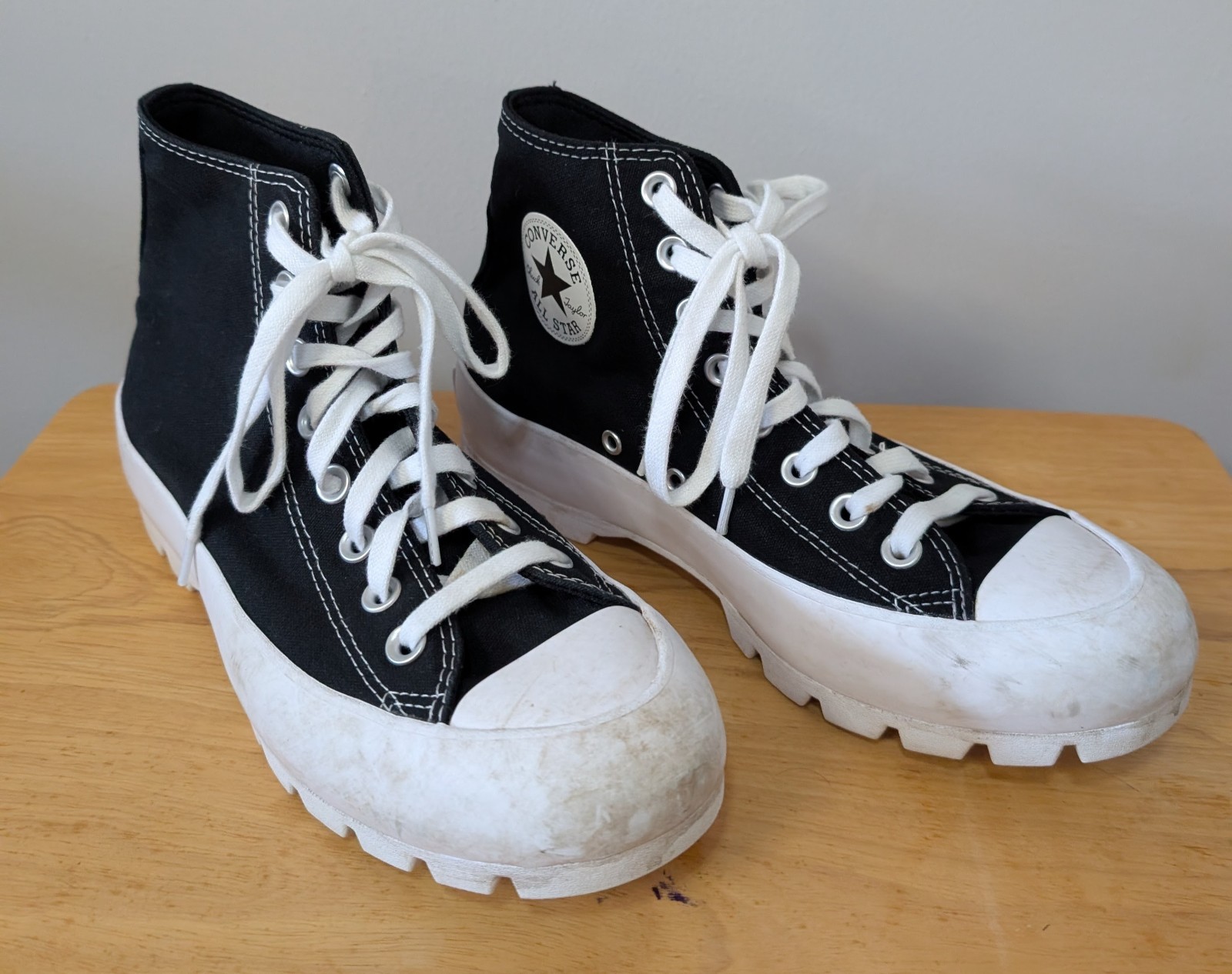 Converse All Star Chuck Taylor Black High Top Platform Shoes Womens Size 8.5 thumbnail 4