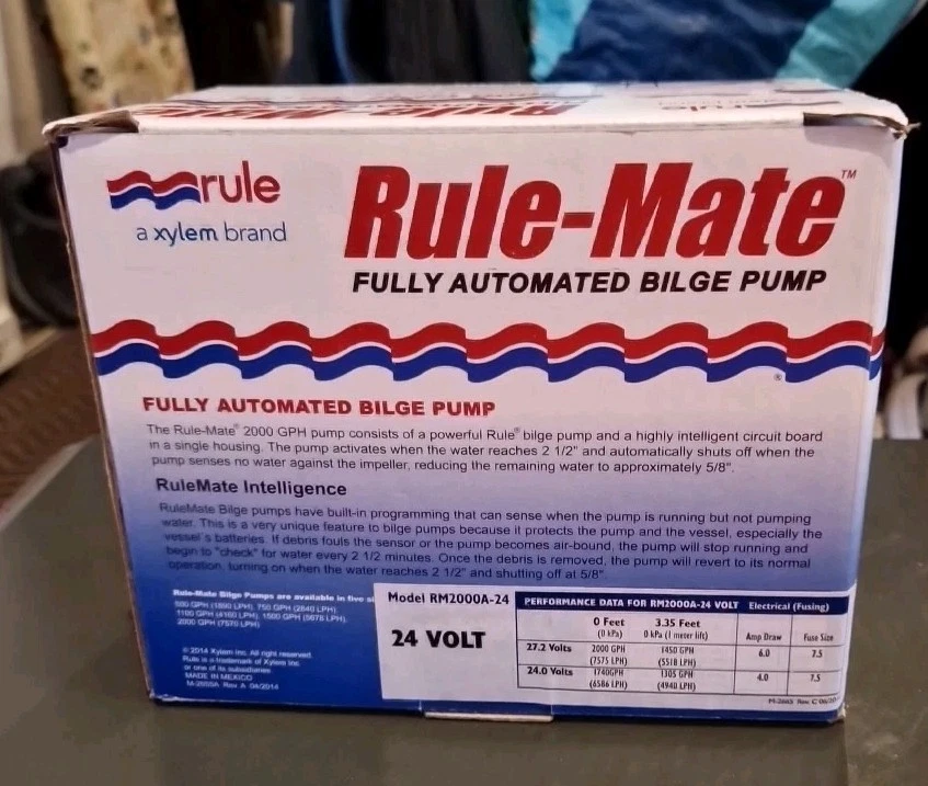 NEW Rule Mate Bilge Pump (24v) 2000gph 7570lpk - Image 2 of 4